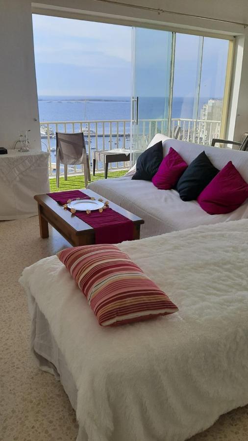 Coral Apartment Сейнт Полс Бей Екстериор снимка
