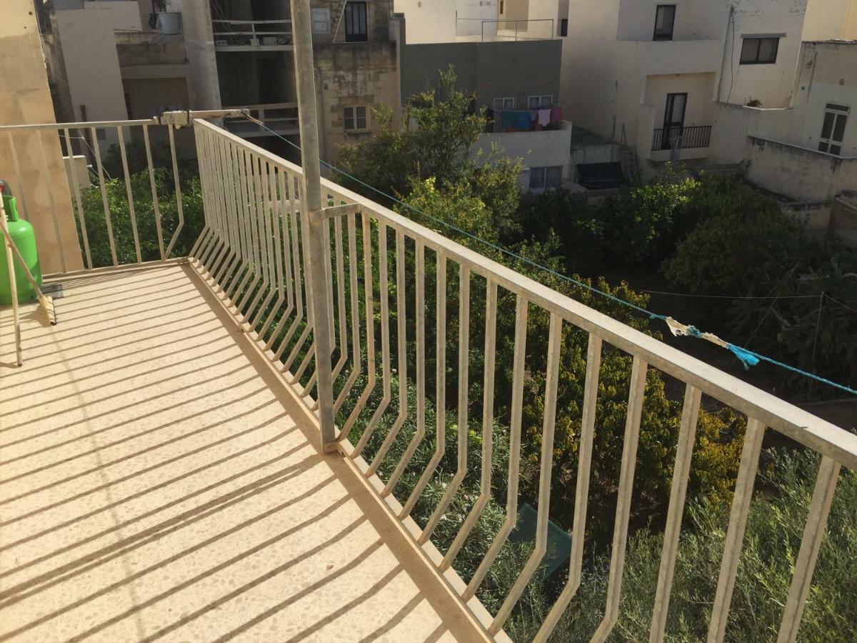 Coral Apartment Сейнт Полс Бей Екстериор снимка